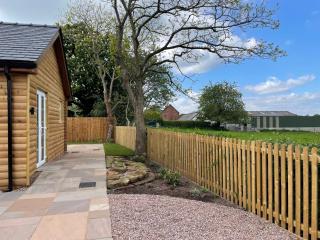 The Haystack Lodge - Tarporley - 1