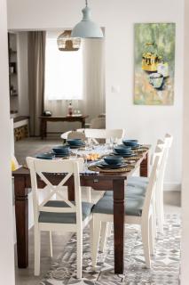 Villa GreenTree - with Private Pool, close to Budapest - 4