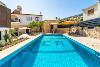 KAMARA Boutique Guest Houses by Ezoria Villas - 4
