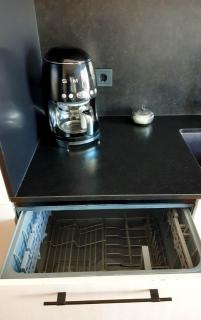 Heart of Pärnu Living - Contemporary 2 Bedroom Apartment with Balcony & Parking - 2