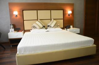 Hotel Platinum Residency - Ahmedabad - 7