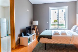 Sunny Studio in the heart of Lapa - 5min walk to Metro! - Porto - 5