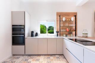 Maison Tropézienne en plein centre avec jardin et piscine - 7