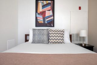 South Boston studio w wd nr red line BOS-887 - Boston - 2