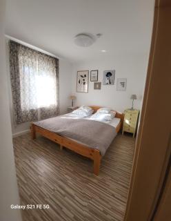 80qm mit Balkon 3 getrennde Räume - Schwandorf in Bayern - 0