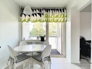 Aava's apt. FREE Parking - 4