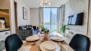 STAY BY LATINEM Luxury 1BR plus study Holiday Home CV B112 near Burj Khalifa - Dubai - 9
