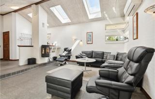 Beautiful Home In Blåvand With Sauna - 1