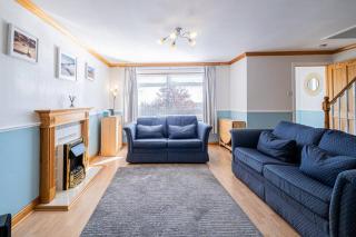 Seaside Home with Sea Views - 3