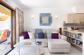 Luxury Seaside Retreat - 4