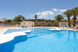 Luxury Seaside Retreat - 1