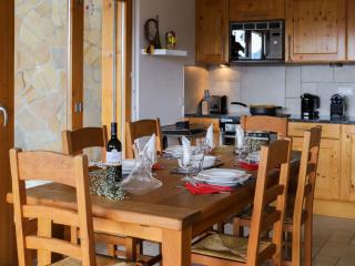 Apartment Domaine des Reines A2 by Interhome - 2
