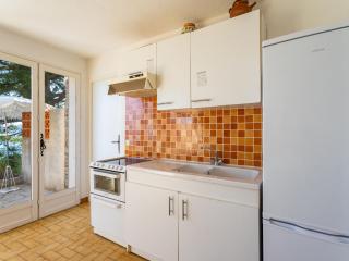 Apartment Les Floralies II-3 by Interhome - 4