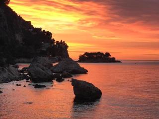FRONT BEACH PENTHOUSE - 3