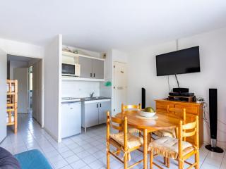 Apartment Le Domaine d'Azur-3 by Interhome - 3