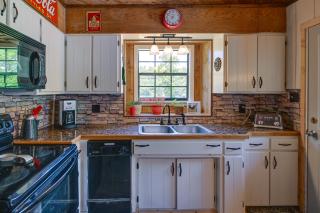 Lakefront North Carolina Abode with Grill and Fire Pit - Topton - 3