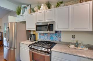 Buchanan Home with Deck, 4 Mi to Paris Landing! - 4