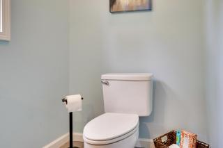 Buchanan Home with Deck, 4 Mi to Paris Landing! - - 1