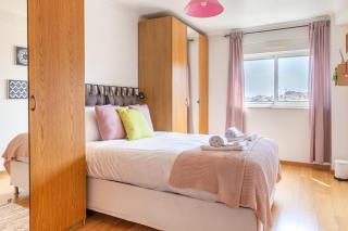 One Bedroom Apartment with Stunning River Views and Private Rooftop! - 8