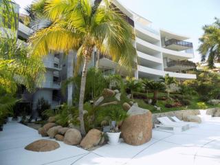 Departamento de lujo en zona exclusiva con vista al mar - 0