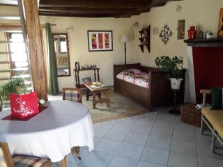 La Belvinière Chambres et table d'hôtes - 8