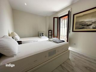 Bright Refurbished 3 Bedroom Townhouse ALI001 - 3