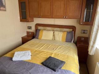Heacham Golden Sunset Pets go Free linen included - Hunstanton - 1