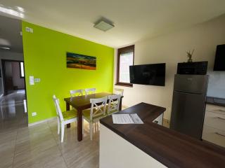 B&Beach Apartman Balatonlelle - Balatonlelle - 6