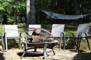 The Hillside B&B. Home w/ Breakfast Service! - 9