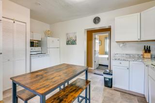 Cozy Home with Backyard about 3 Mi to Downtown Saginaw! - 2