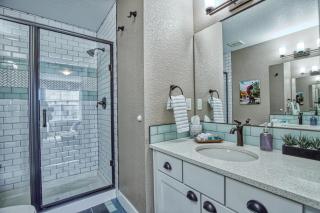 2 Bedroom townhome, super close to downtown FC! - 2