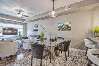 2 Bedroom townhome, super close to downtown FC! - 5