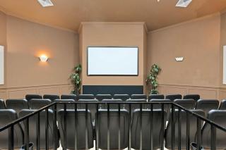 Spacious 6BR Villa Pool Parking Near Disney World - 6