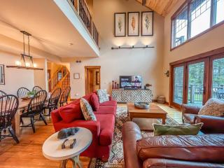 Lakefront home with fire pit and dock Near Wisp Resort - 9