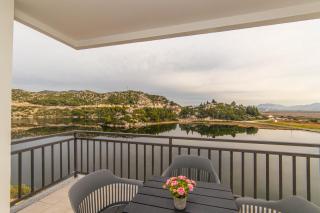 Lakeview Apartments - Ploče - 9