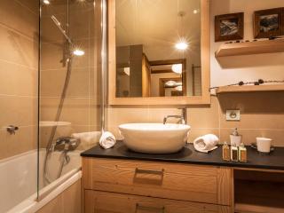 Appartement de standing, 3 chambres, balcon sud, centre de Val-d'Isère, proche pistes et commerces - FR-1-694-307 - Val dʼIsère - 1
