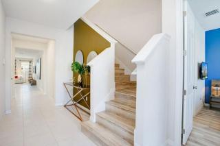 BSV1805 - Luxury 8 Bedroom 6 Bathroom Villa in the Desirable Solara Resort - Kissimmee - 3