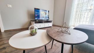 New Bazaar 1BD Modern Apartment - Tirana - 7