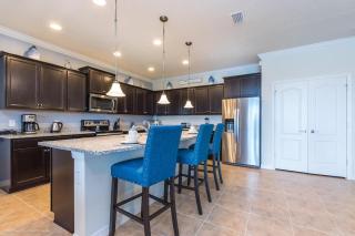 BSV1868 - Luxury 9 Bedroom/6 Full Bath Home with Free Wi-Fi, Pool & Games - Kissimmee - 9