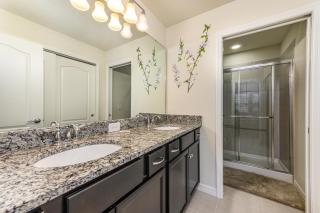 BSV8919 - Gorgeous 5 Bedroom 4 Bath Townhome with Private Pool & Free Wifi - Kissimmee - 6