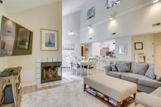 1 Mi to Beach Sea Colony Condo with Balcony! - 7