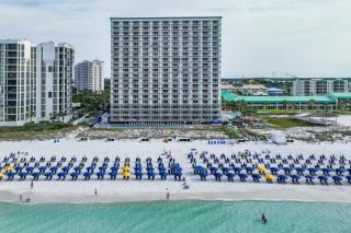 Pelican Beach Resort 2003 - Destin - 8