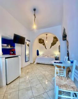 Pallada Boutique Tinos - 1