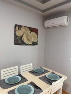 Bright and Cozy - Durrës - 8