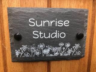 Sunrise Studio - 8