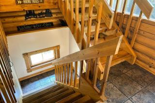 Pine Cone Cabin - 2