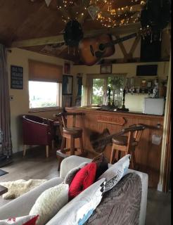 Angies Den - quirky cabin with hot tub & views - Llanasa - 6