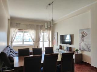 Apartment by the beach! With large balcony! - São Martinho do Porto - 4