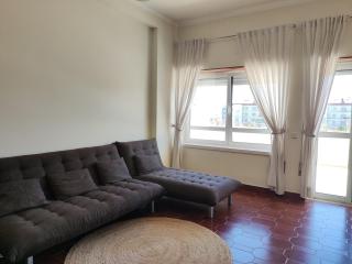 Apartment by the beach! With large balcony! - São Martinho do Porto - 3