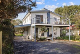 Island Court - Smiths Beach - 7